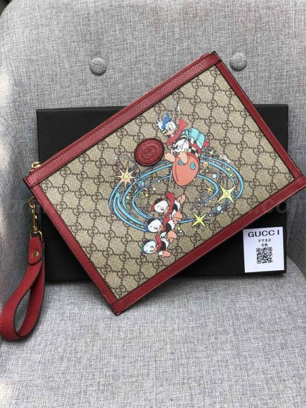 Gucci Wallets 45